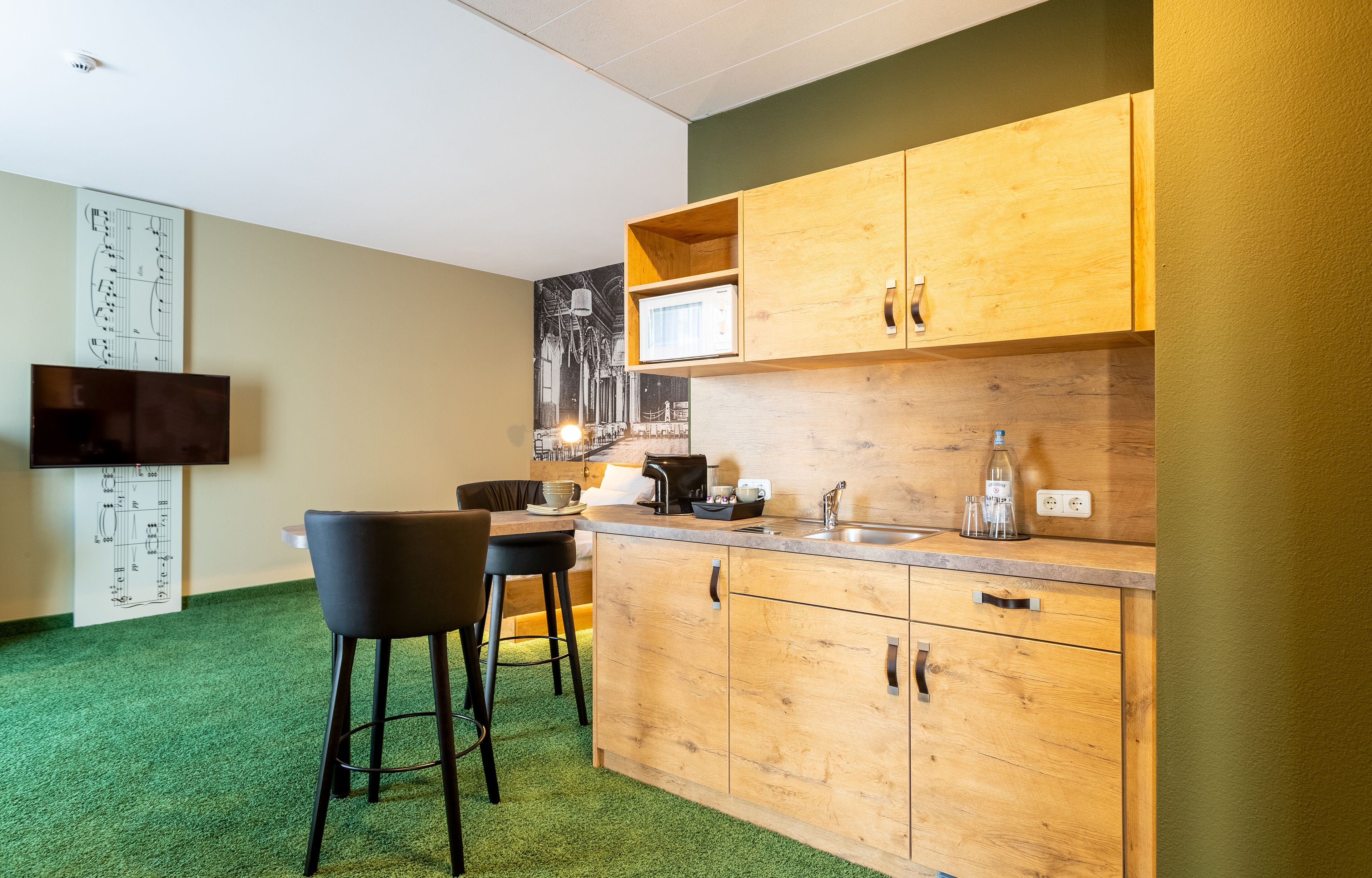 roomy large double room with kitchenette | private kitchen