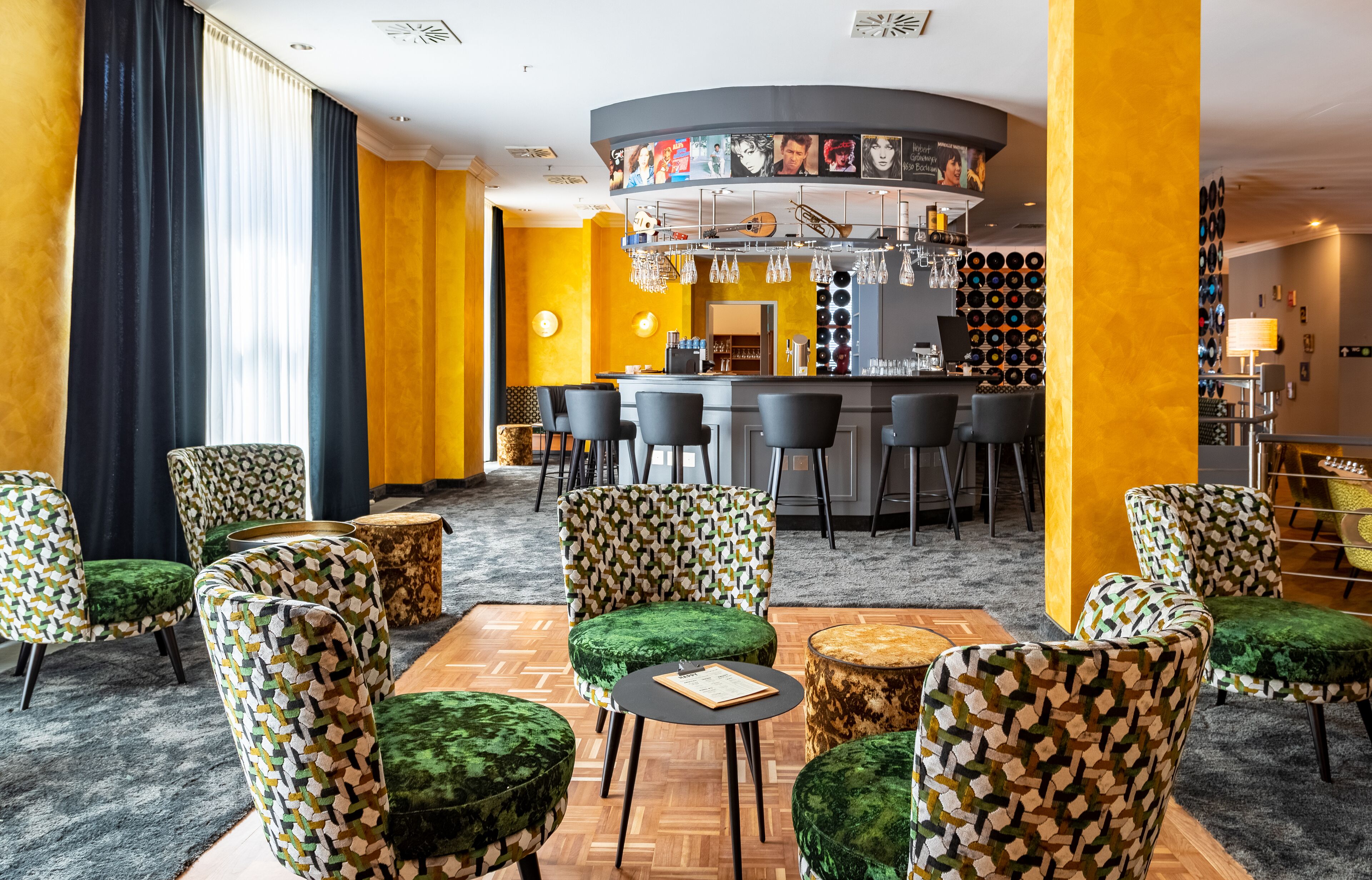 Bar (in der Unterkunft)