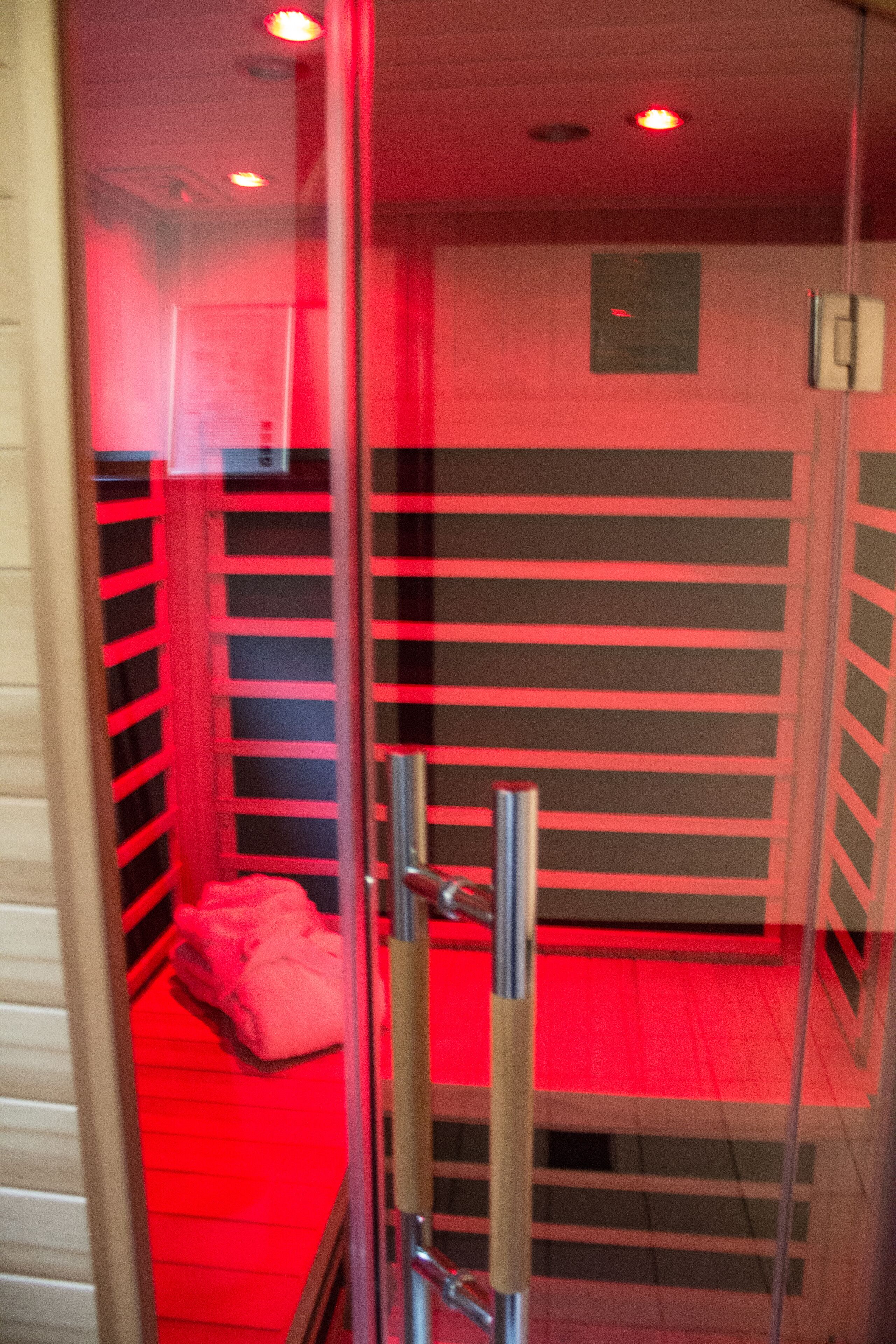 sauna, steam room