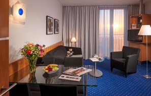 開放式客房 | 低過敏寢具、客房內保險箱、書桌、遮光布/窗簾