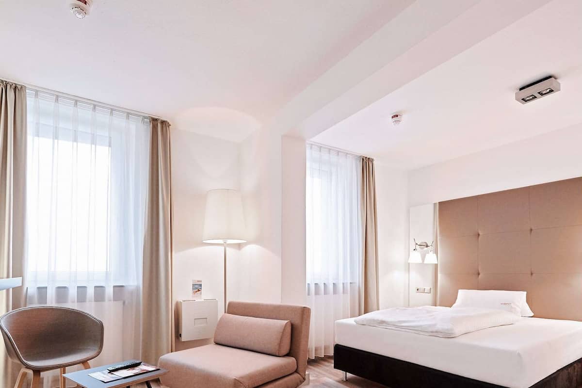 Basic Double Room, 1 Bedroom, Non Smoking, Courtyard View (New Style)
