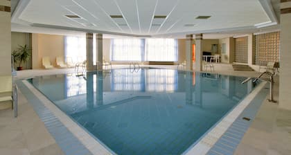 Rubin Wellness & Conference Hotel