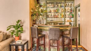 Bar (en la propiedad)