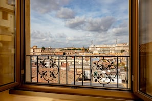 Chambre Double ou avec lits jumeaux | Vue depuis le balcon