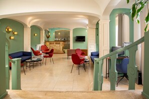 บริเวณประตูทางเข้า