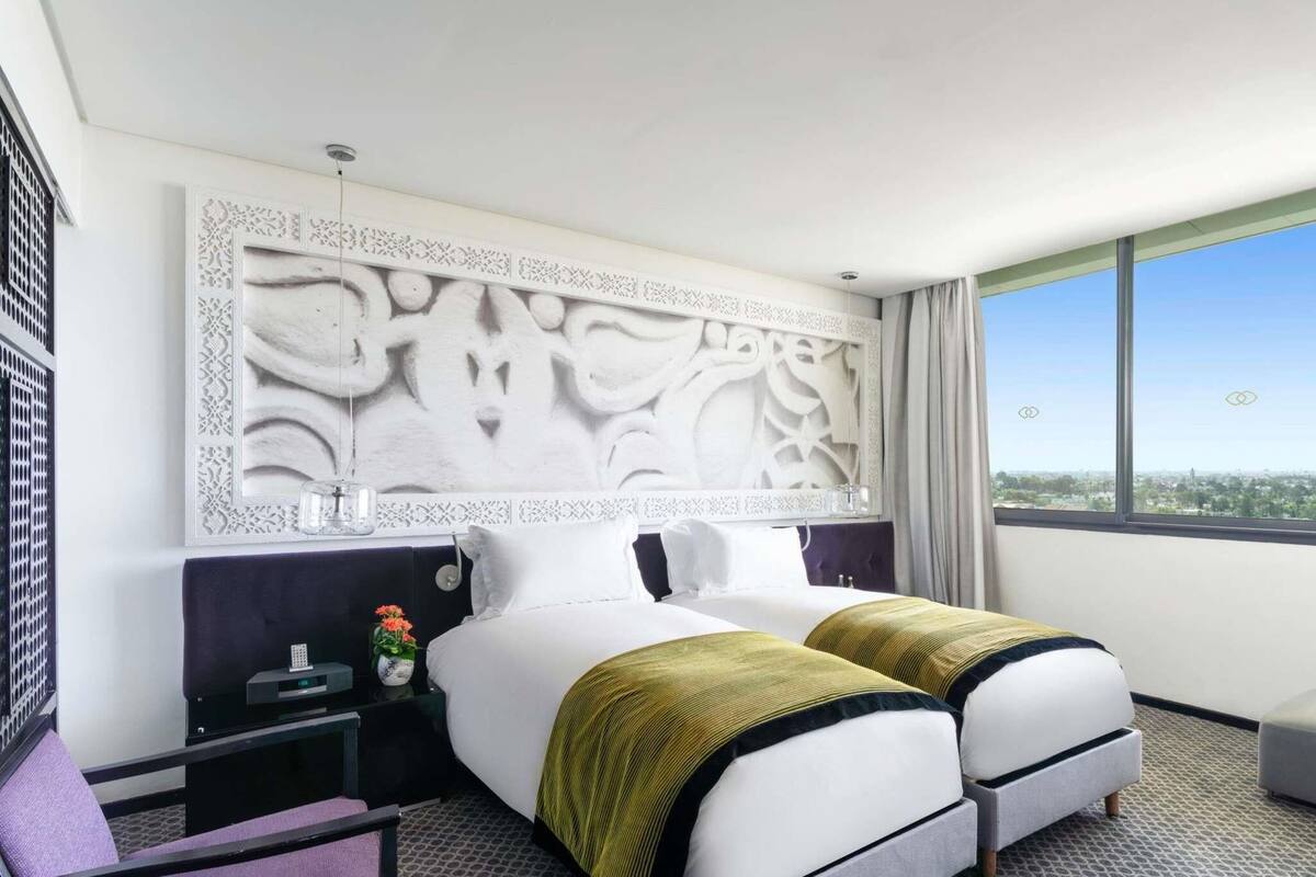 Chambre Deluxe, 2 lits jumeaux, secteur Affaires | Literie de qualité, minibar, coffre-fort