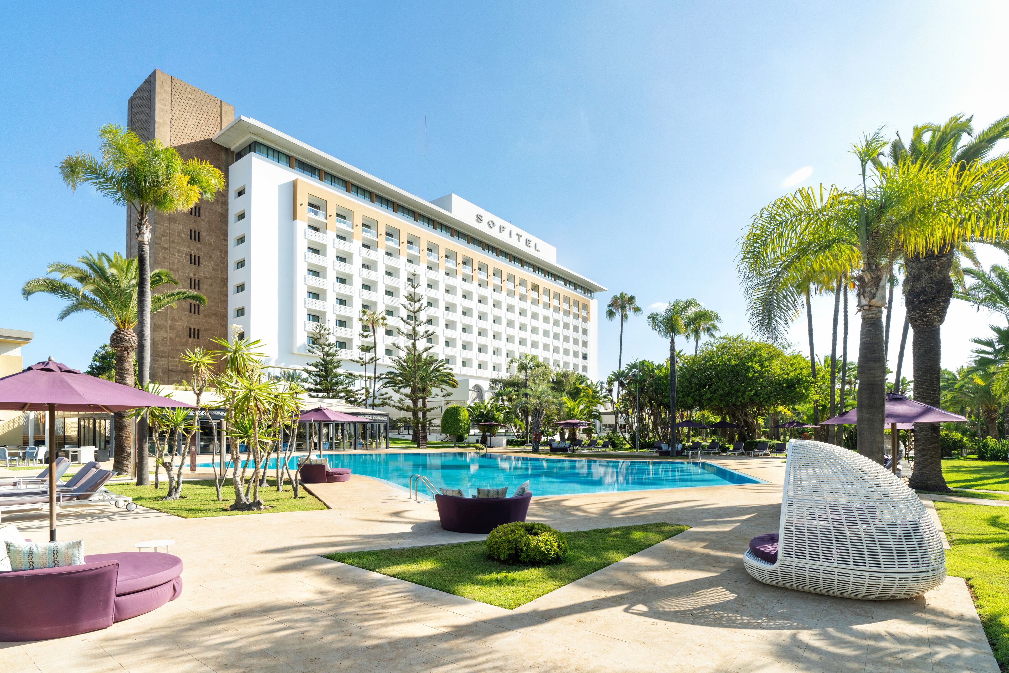 indoor pool, 2 outdoor pools, open 9:00 am to 6:00 pm, pool umbrellas