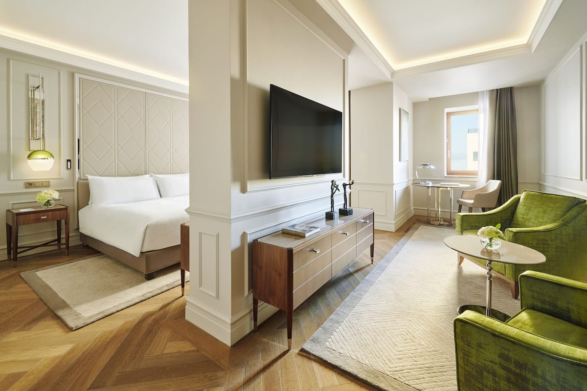 1 habitación, ropa de cama de alta calidad y minibar