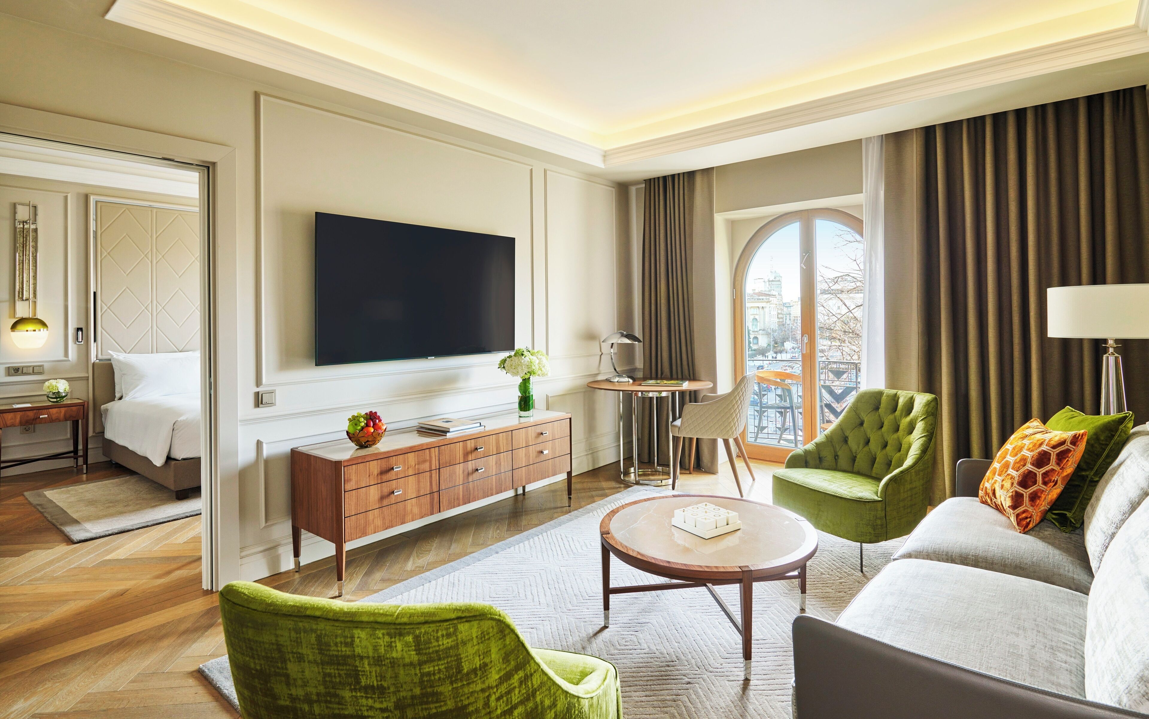 Suite, 1 cama King size, vista a la ciudad | Ropa de cama de alta calidad y minibar 