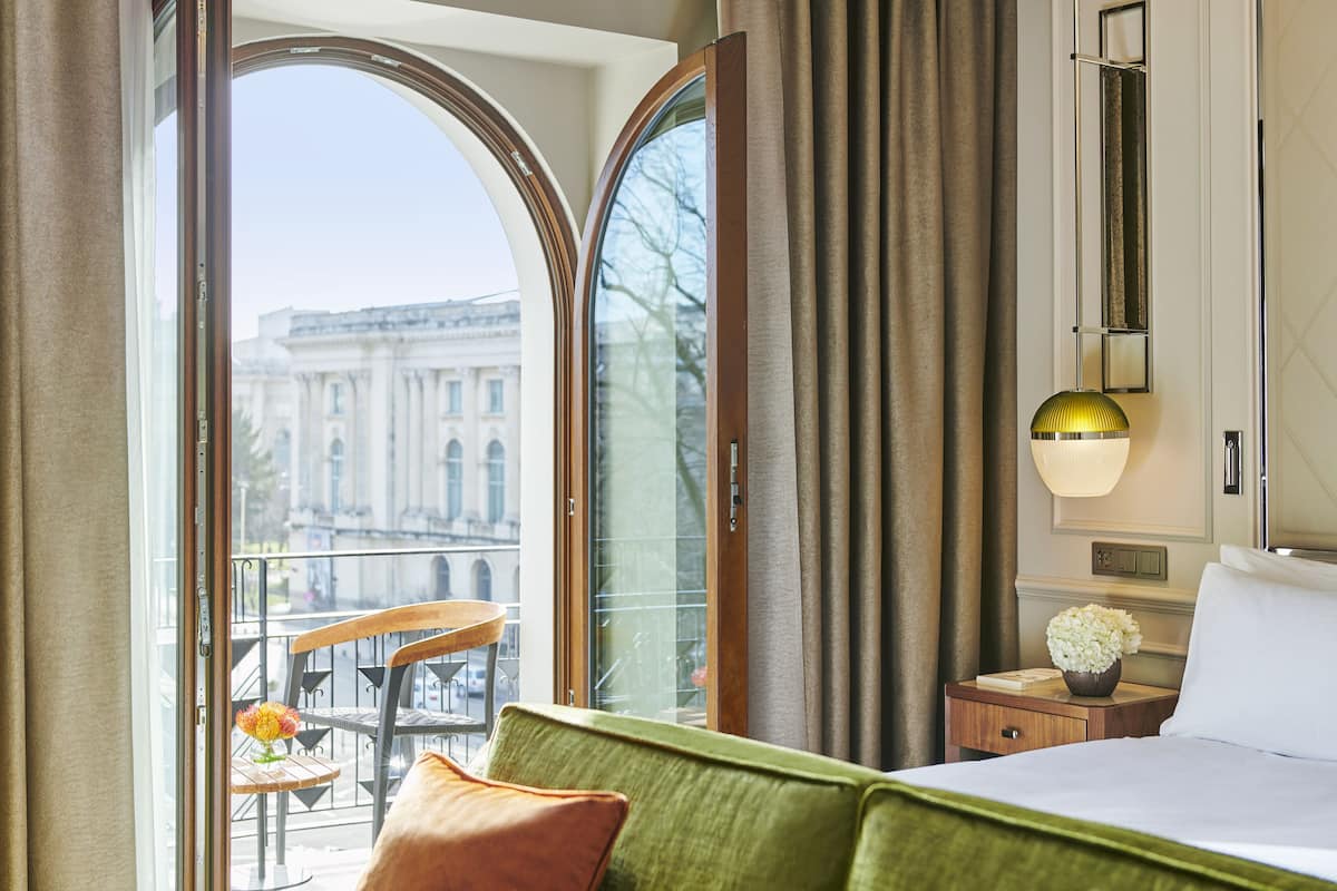 classic room, 1 king bed, balcony | terrace/patio