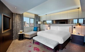 Presidential Suite, 1 King Bed, Terrace