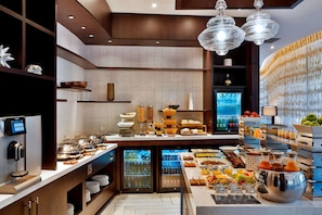 Daily buffet breakfast (ZAR 250 per person)