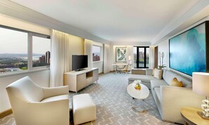 Premium bedding, minibar, in-room safe, individually decorated