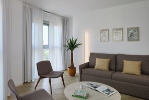 Ropa de cama de alta calidad, edredón y minibar 