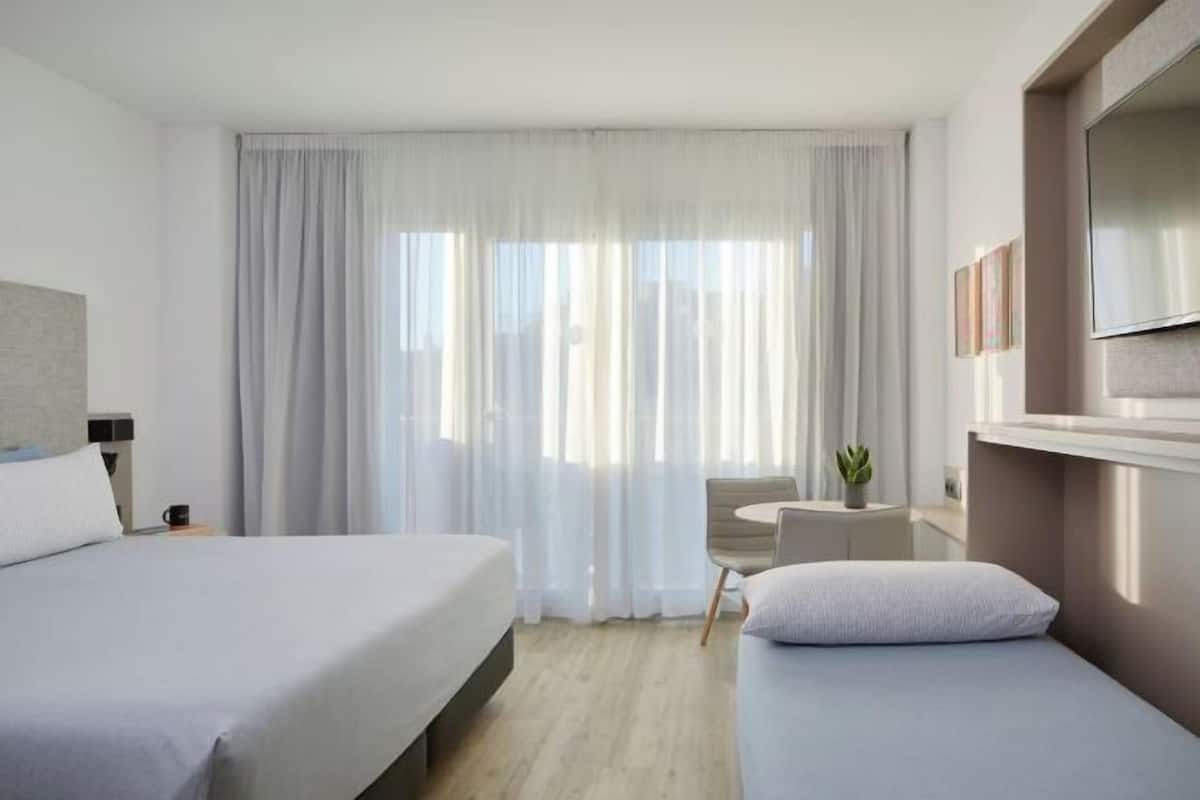 Literie de qualité supérieure, couette en duvet d'oie, minibar