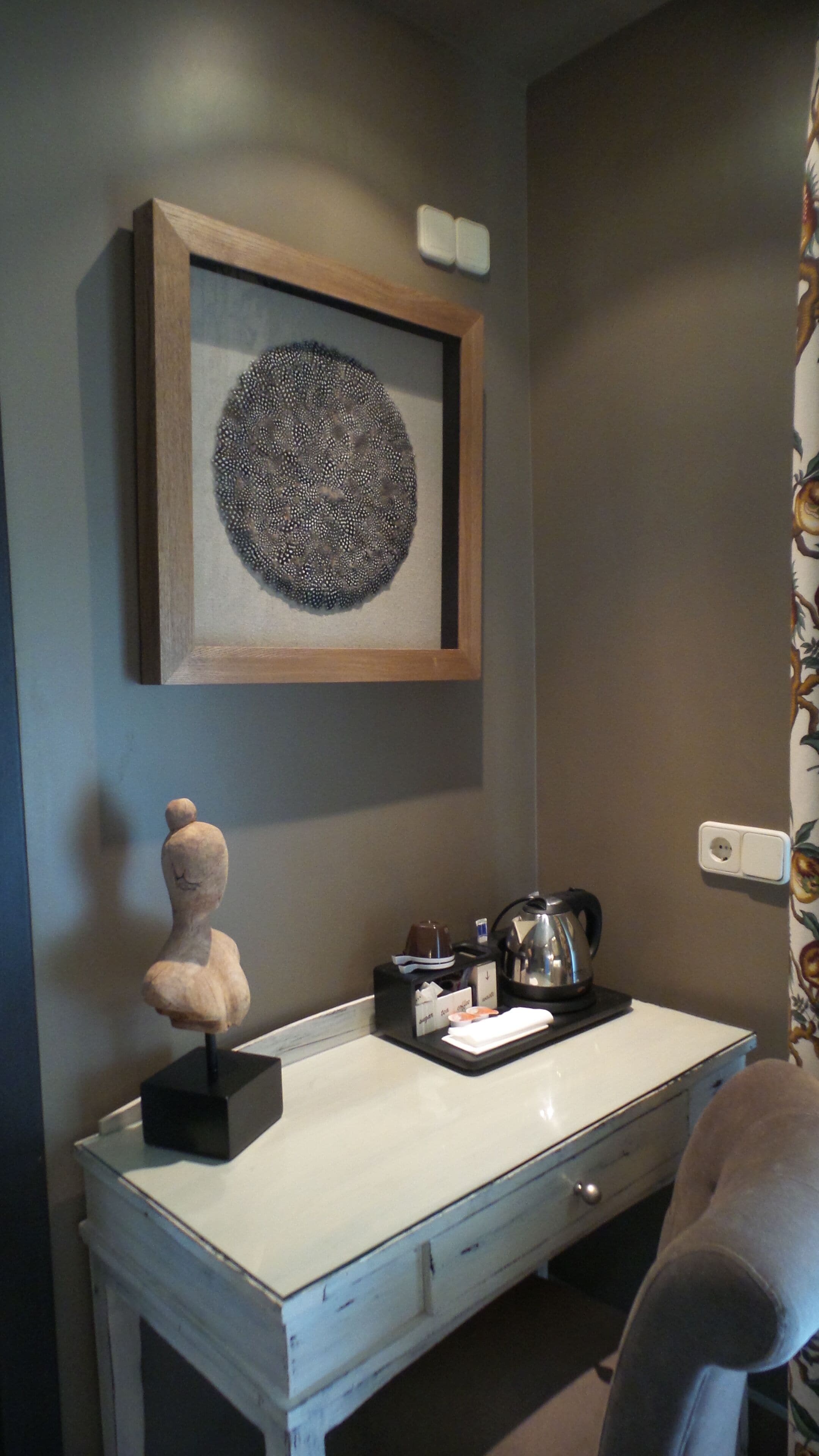 single room | down duvets, in-room safe, desk, blackout curtains