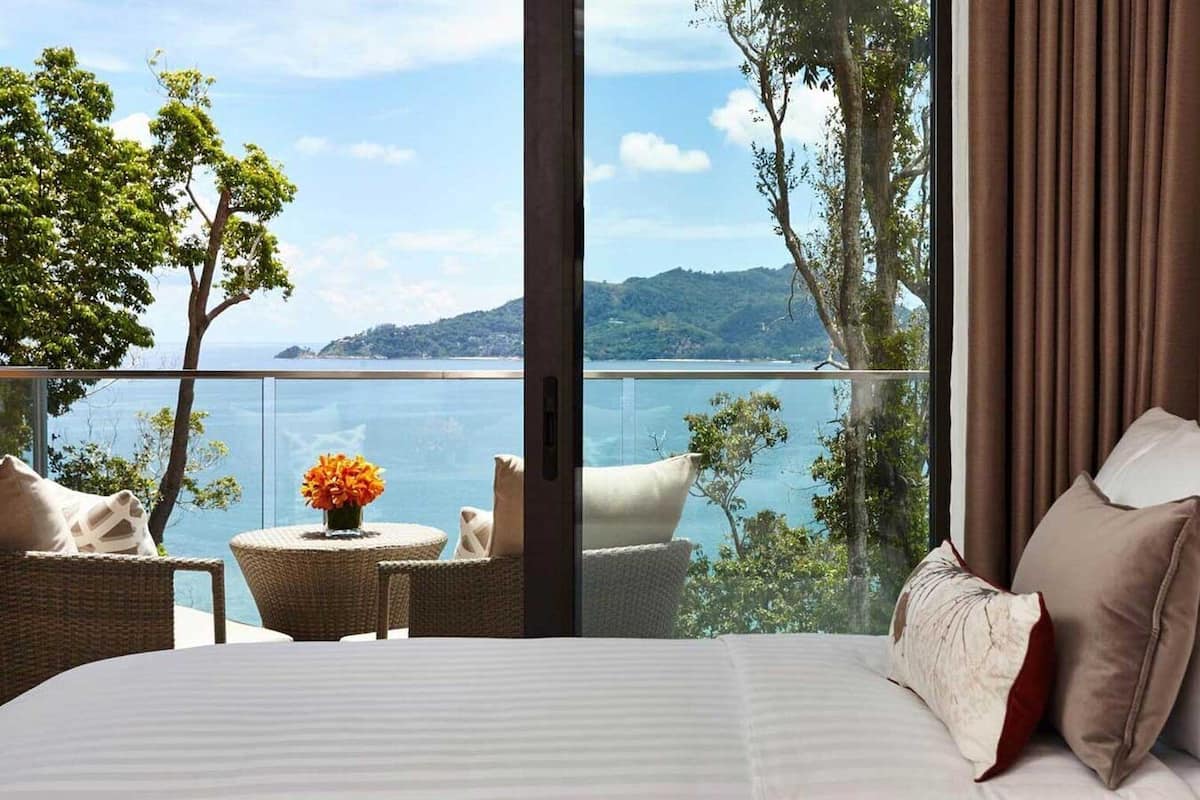 Minibar, in-room safe, desk, laptop workspace