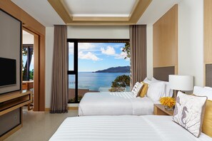 Minibar, in-room safe, desk, laptop workspace - Amari Phuket (Patong)