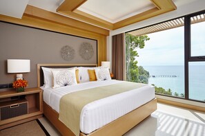 Minibar, in-room safe, desk, laptop workspace - Amari Phuket (Patong)
