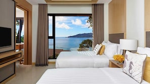 Suite, 2 Bedrooms (Ocean Coral Lounge)