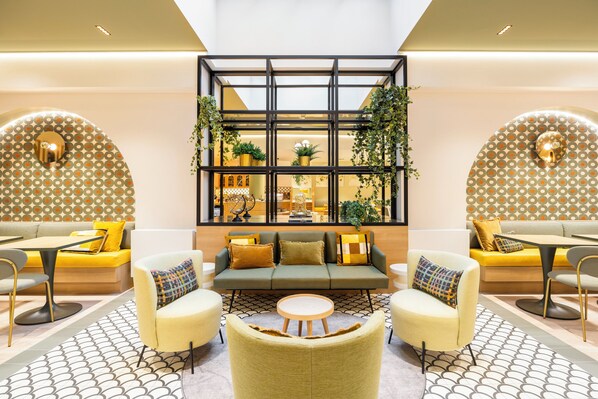 Dagelijks ontbijtbuffet (EUR 18 per persoon)