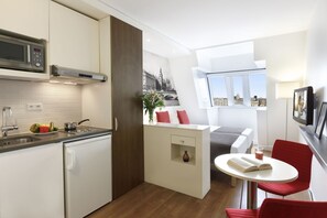Studio | In-room safe, individually decorated, individually furnished - Citadines Montparnasse Paris (Paris)