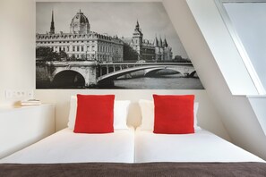 Estúdio | Cofres nos quartos, individualmente decorados