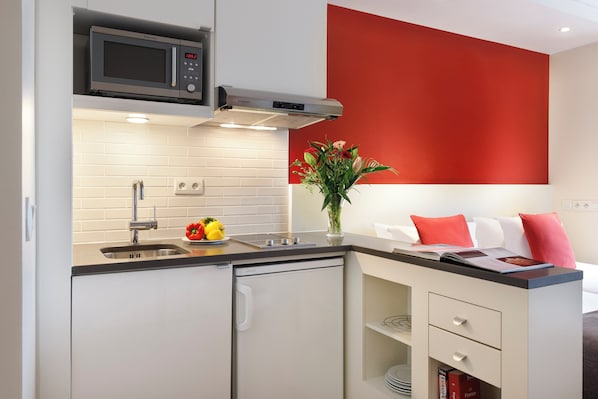 Studio | In-room safe, individually decorated, individually furnished