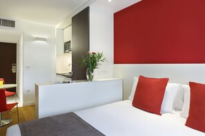 Studio | In-room safe, individually decorated, individually furnished