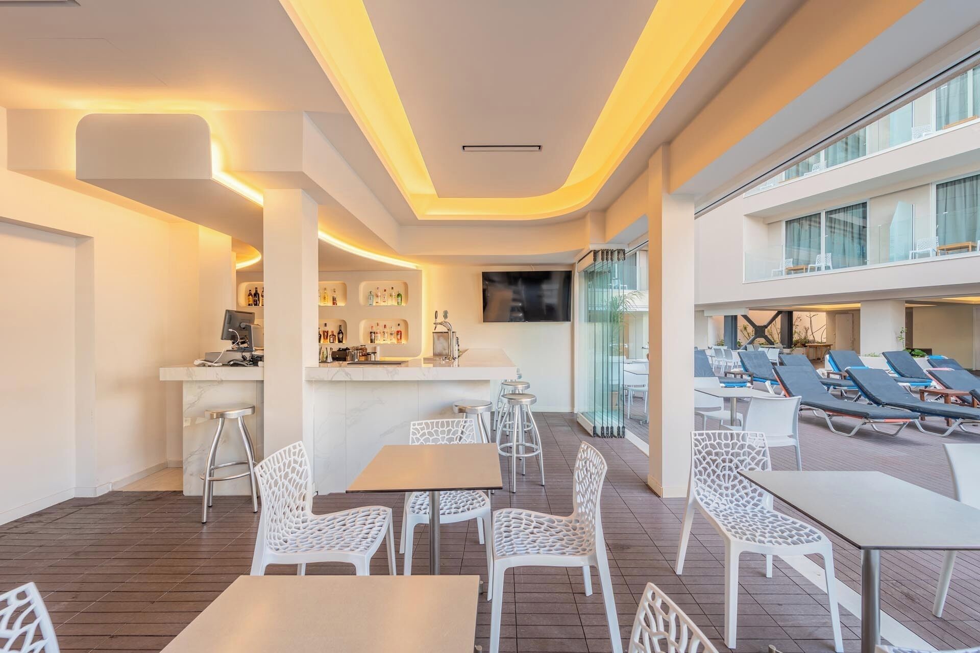 Photo - Arte Annapolis Inn