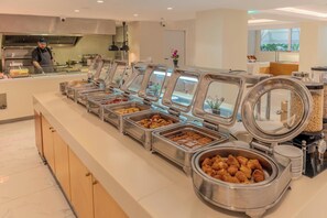Déjeuner et souper servis sur place