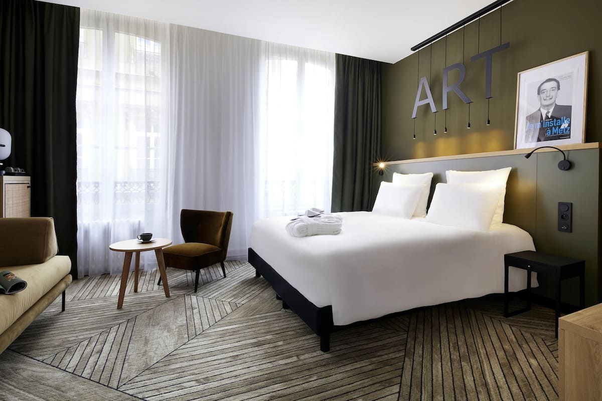 Privilege, Room, 1 Double Bed with Sofa bed | Free minibar, in-room safe, blackout drapes, soundproofing