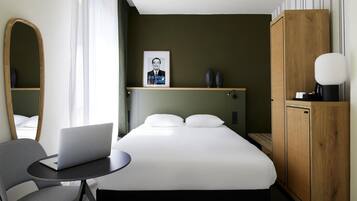 1 habitación y artículos del minibar gratis