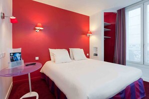 Desk, blackout curtains, iron/ironing board, free WiFi - ibis Styles Asnières Centre (Asnieres-sur-Seine)