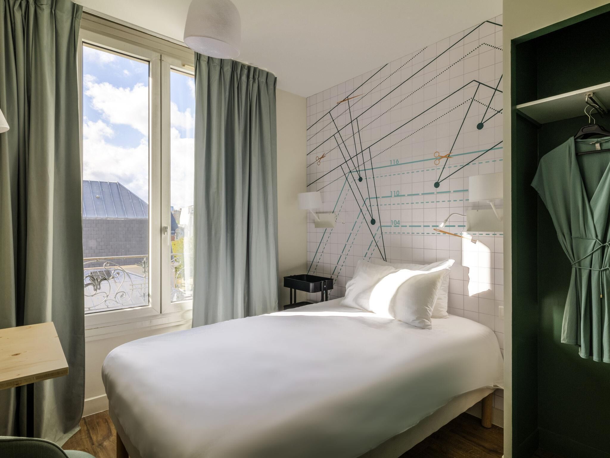 Standard Room, 1 Twin Bed (120 cm) | Desk, blackout drapes, iron/ironing board, free WiFi