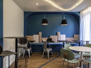 Free buffet breakfast - ibis Styles Asnières Centre (Asnieres-sur-Seine)