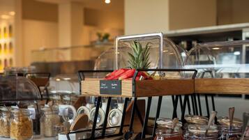 Petit déjeuner préparé sur commande servi tous les jours en supplément