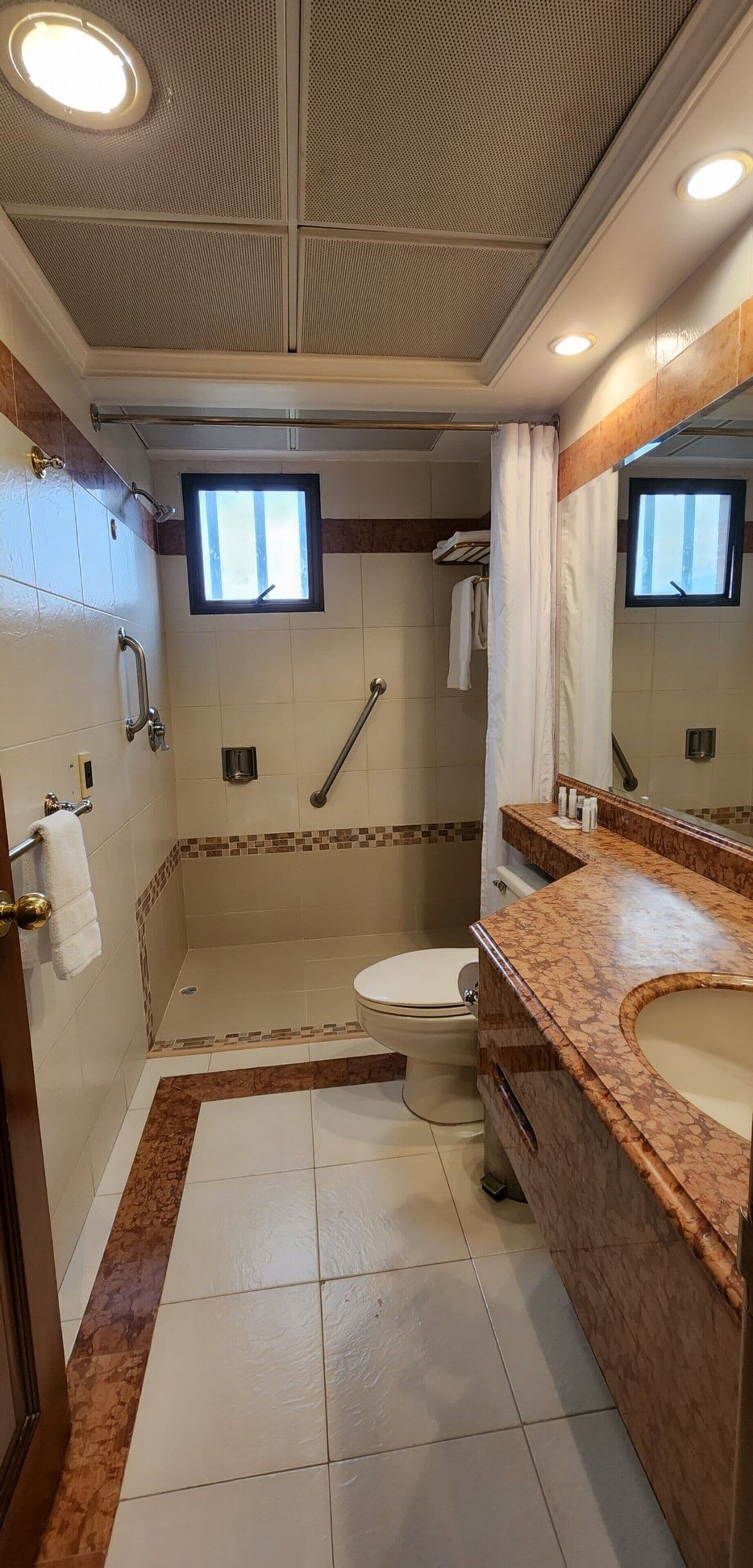 junior suite 2 double beds | bathroom | free toiletries, hair dryer, towels