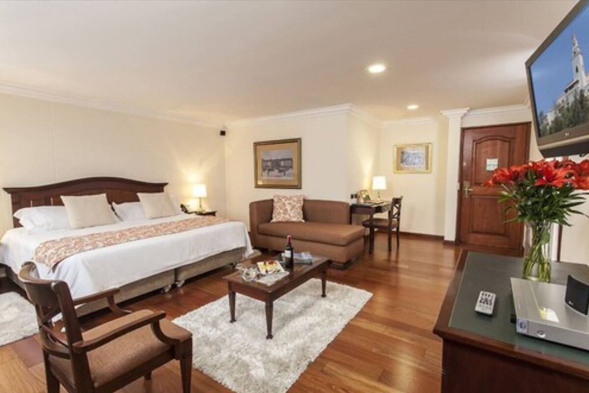 Ropa de cama de alta calidad y minibar