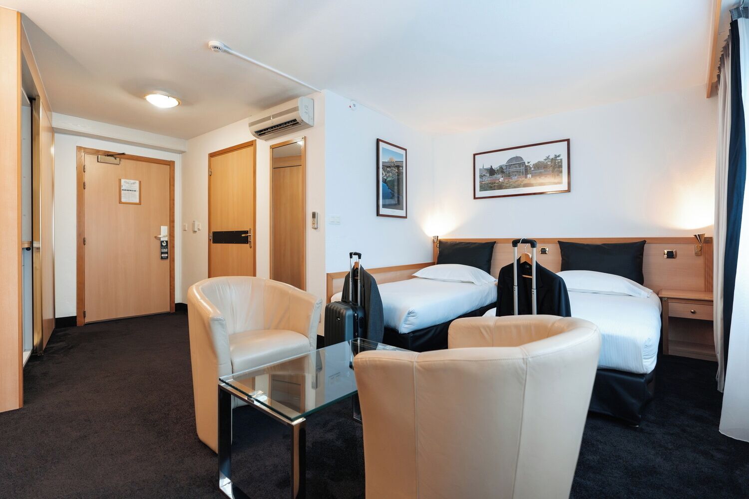 Single Room, 2 Single Beds (Economique)