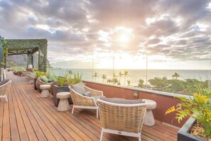 Property grounds - Hotel Le Saint Denis (Saint-Denis)