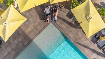 Outdoor pool, pool umbrellas