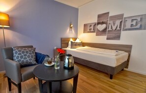 Standard Single Room | Hypo-allergenic bedding, desk, laptop workspace, blackout drapes