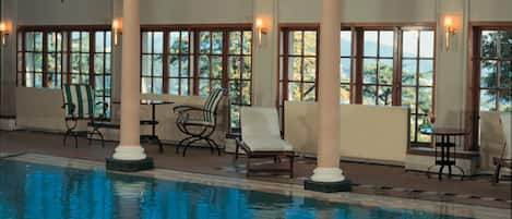Piscine couverte