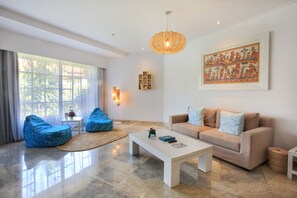 Minibar, caixa forta a l'habitació i cortines opaques 