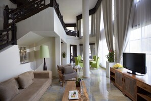 Xtra Beach House Suite - Silver All Inclusive | Living area