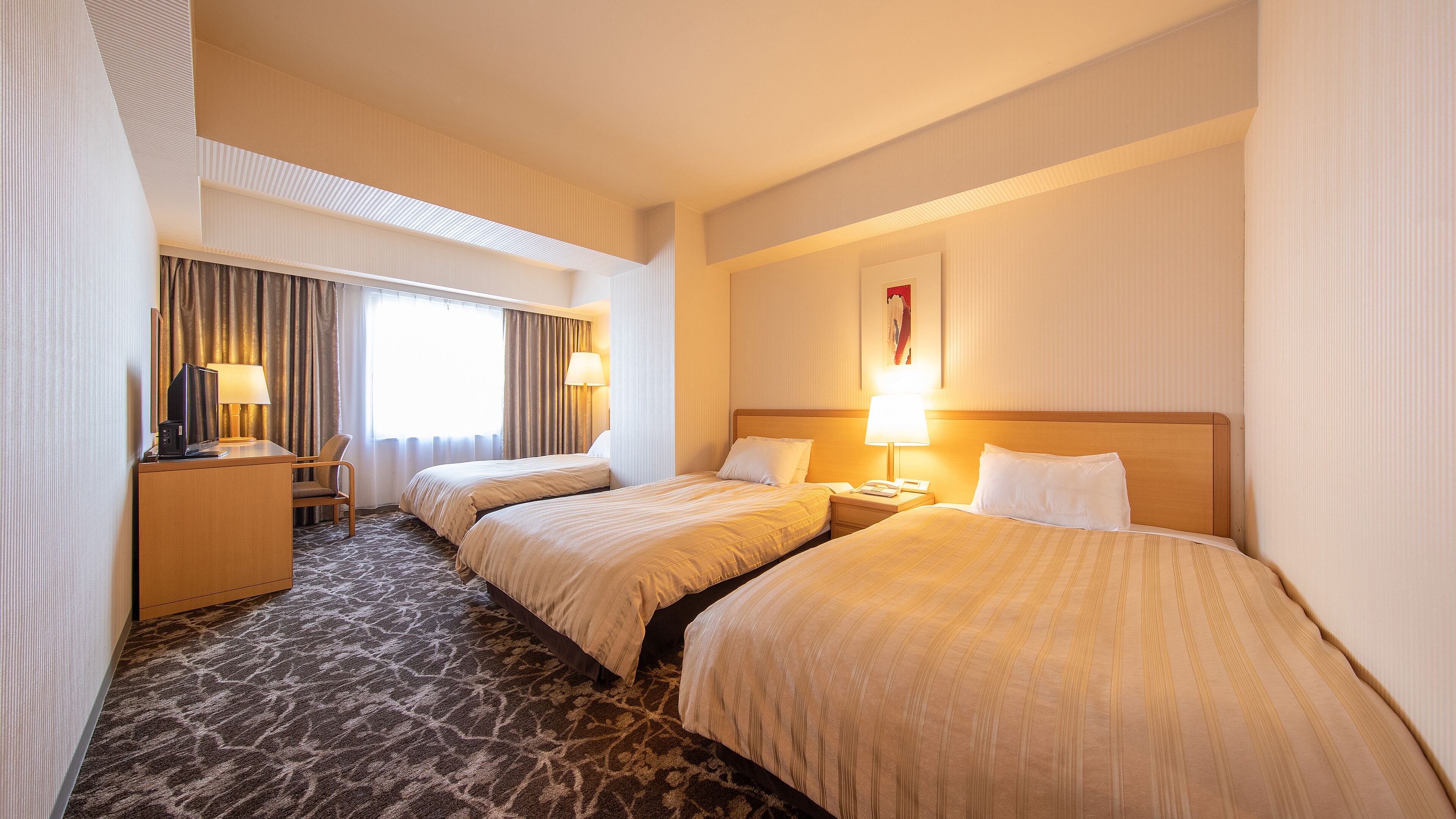 Minibar, in-room safe, desk, iron/ironing board