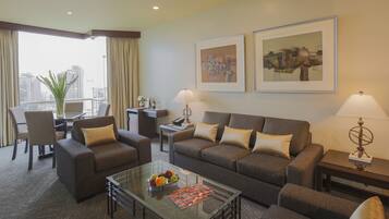 Premium bedding, minibar, in-room safe, desk