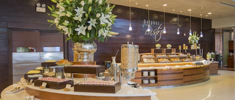 Petit déjeuner buffet