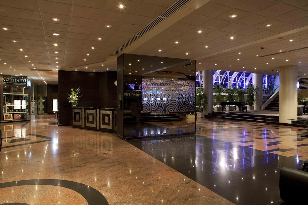Delfines Hotel & Convention Center